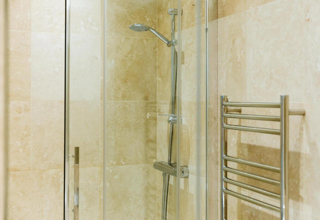 Luxury 1 Bed Flat, Spectacular Views Of Bath Exterior foto